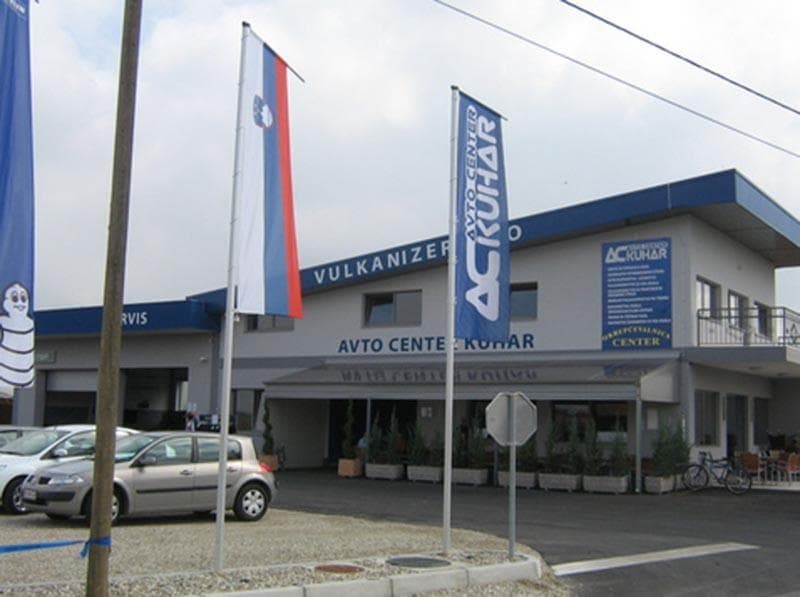 AVTOCENTER KUHAR, POPRAVILA IN VZDRŽEVANJE VOZIL TER OKREPČEVALNICA, D.O.O., MURSKA SOBOTA
