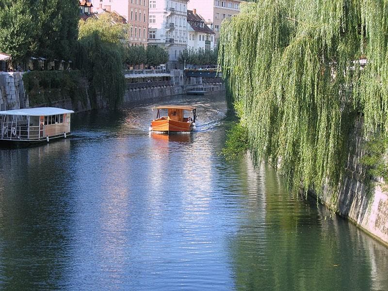 PLOVBA PO LJUBLJANICI, BARKA LJUBLJANICA, LJUBLJANA