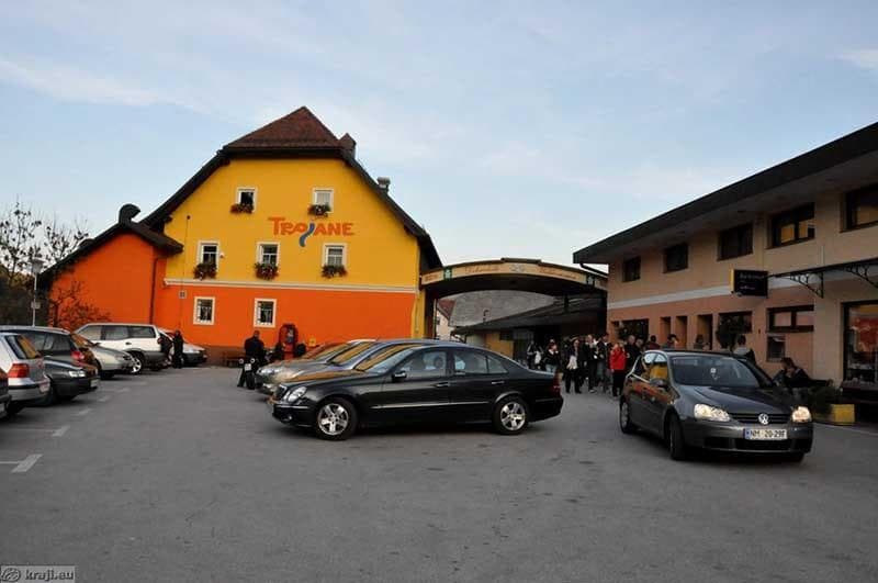 GOSTINSKO PODJETJE TROJANE, TROJANE