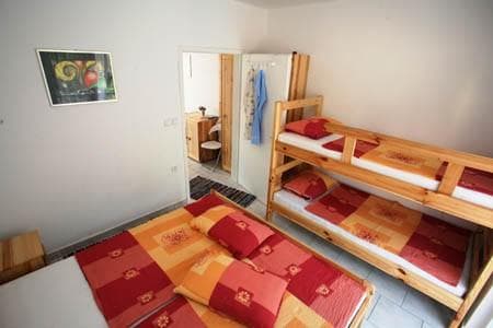 APARTMAJI LAVANDA, FIESA