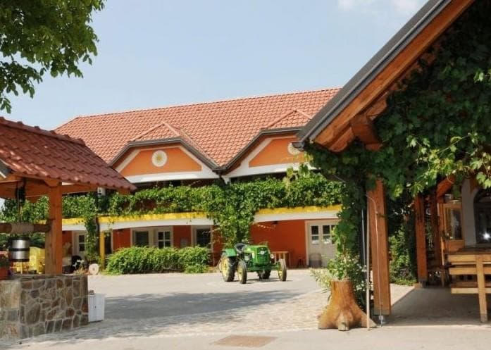 TURISTIČNA KMETIJA VIMPOLŠEK, BREŽICE