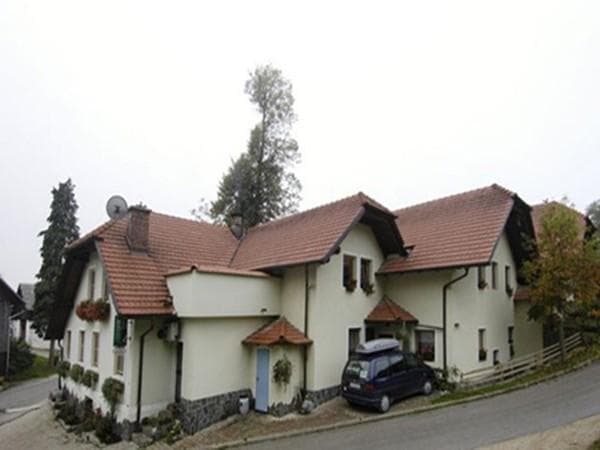 TURISTIČNA KMETIJA MARIN-MILER, PREVALJE