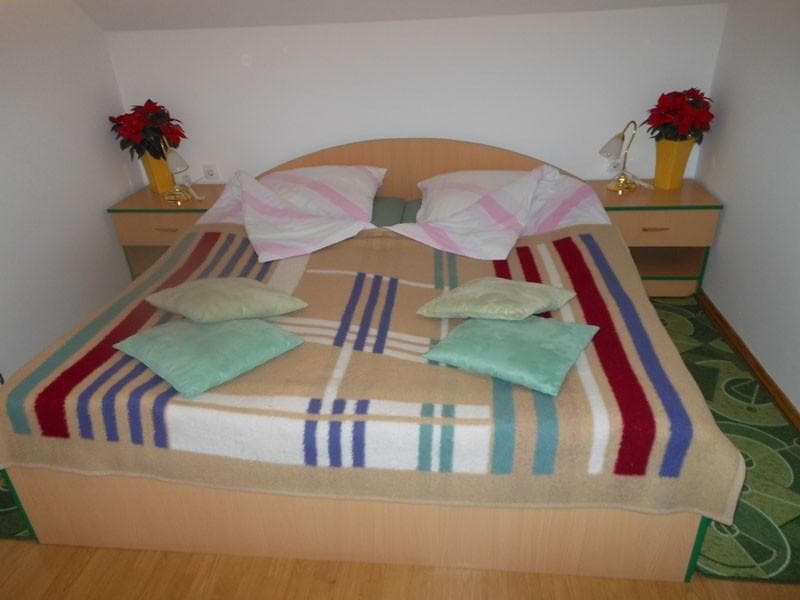 SOBE BRULC, ŠMARJEŠKE TOPLICE