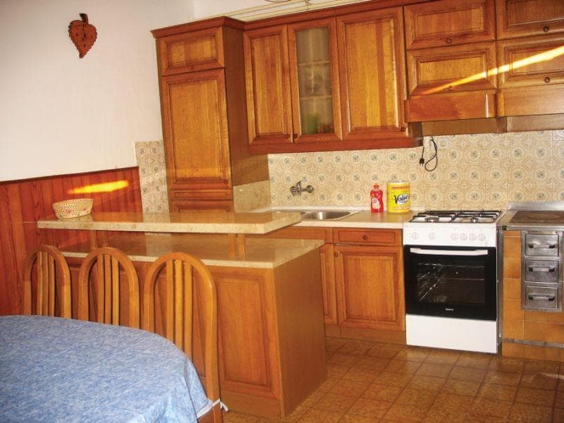 SOBE TERNOVEC, GRGAR