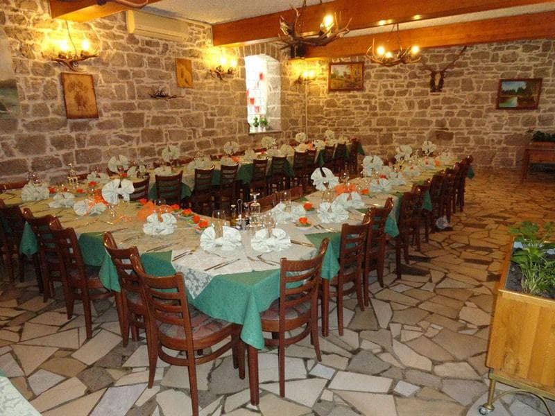GOSTILNA POD SLAVNIKOM PODGORJE