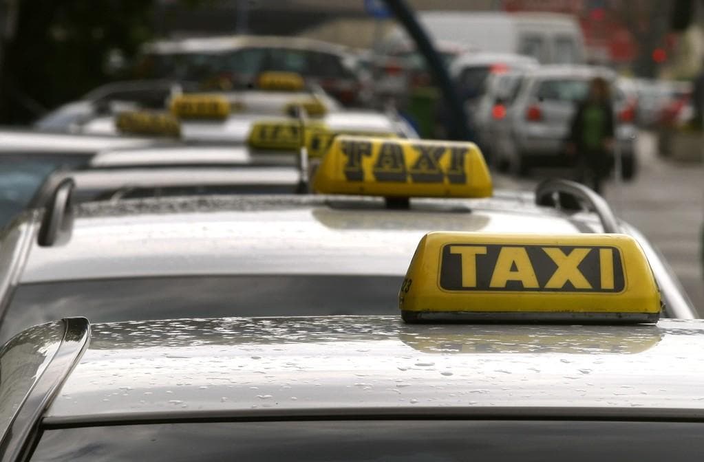 TAKSI VELENJE TAXI ŠPILAK ŠOŠTANJ