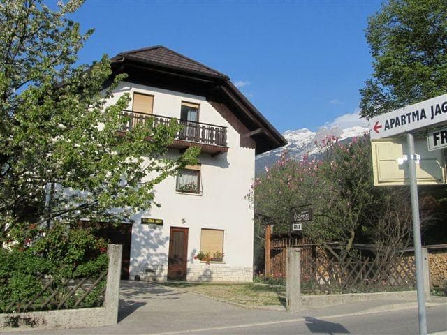 APARTMA JAGER, BOVEC
