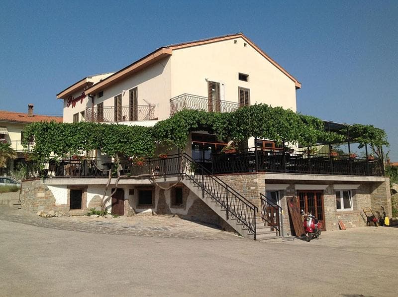 PIZZERIJA POD PERGOLO, DEKANI KOPER