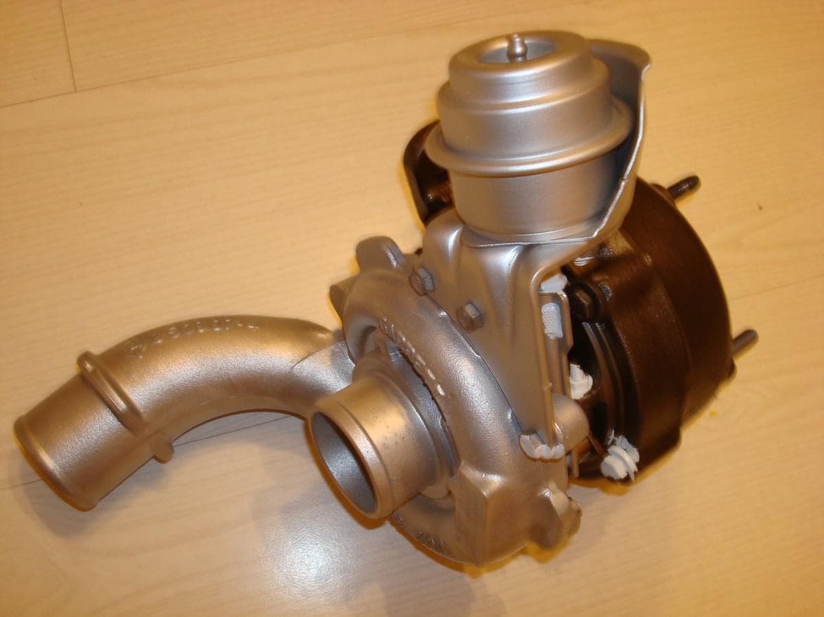 T2A TURBO, VELIKE LAŠČE