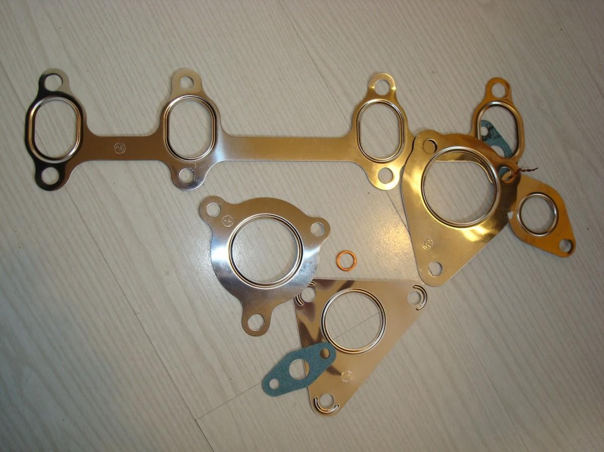 T2A TURBO, VELIKE LAŠČE