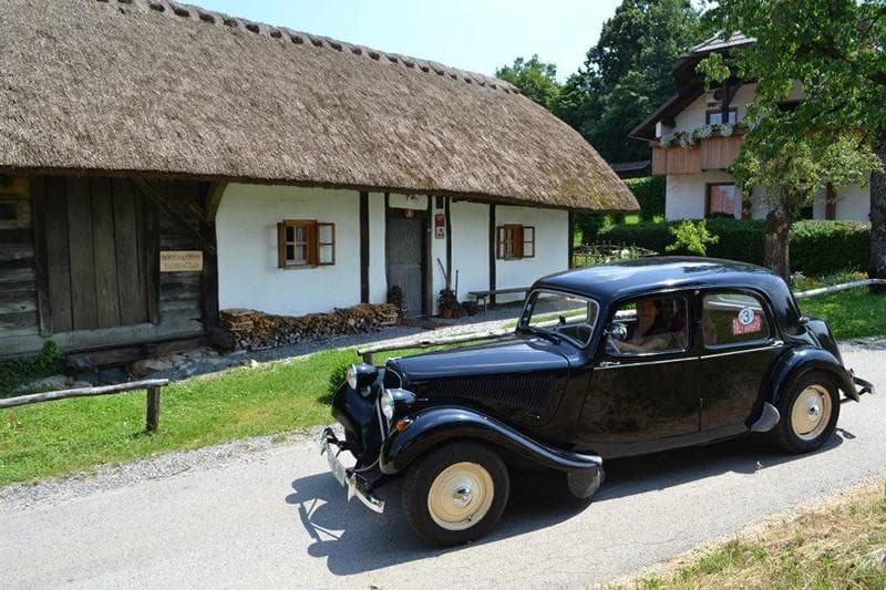 MATJAŽEVA DOMAČIJA, OTOČEC