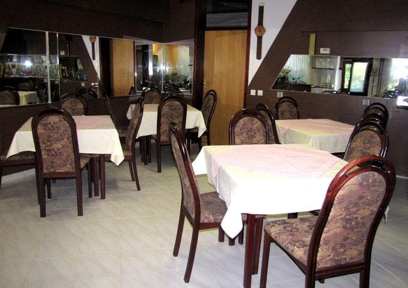 NOČITVE V NARAVI, ENO IN DVOPOSTELJNE SOBE, UGODNOSTI NA GOTOVINSKO PLAČILO - PRENOČIŠČA MRAZ, VELEN