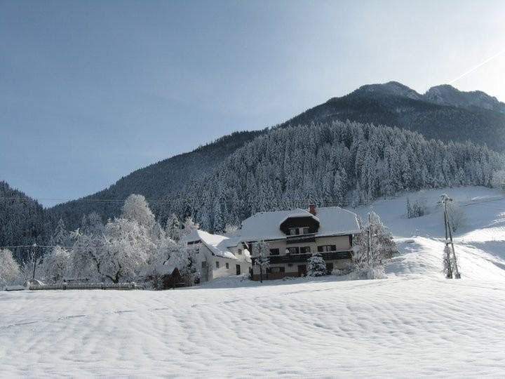 TURISTIČNA KMETIJA POGOREVC, LUČE