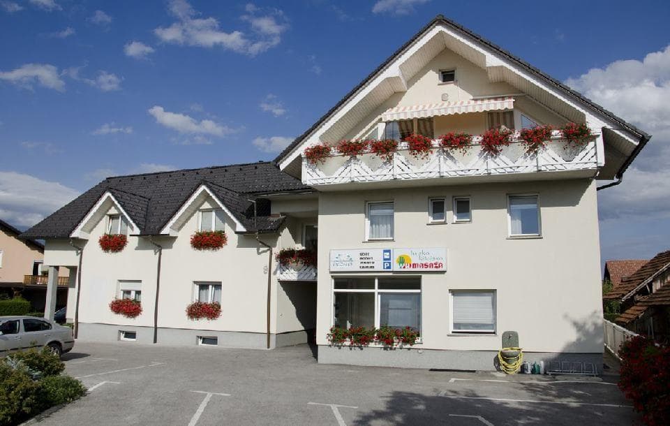 PRENOČIŠČE DEŽMAN, KRANJ