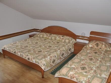 DOMAČIJA BUBEC, ILIRSKA BISTRICA
