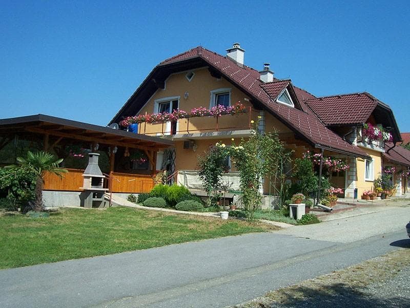 TURISTIČNA KMETIJA MARIČ, ZGORNJA VELKA