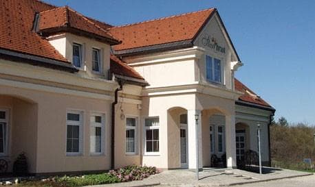 PIHLARJEVA DOMAČIJA STARI HRAST, LJUTOMER
