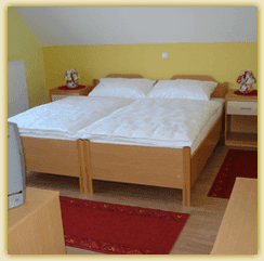 SOBE VALJAVEC ***, KRANJ