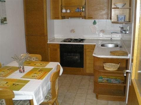 APARTMA GARDINA, IZOLA