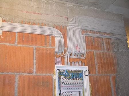 ELEKTROINŠTALACIJE IN SELITVE ALJOŠA ZIDARIČ, TRBOVLJE
