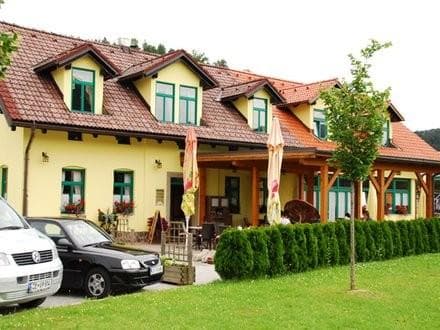 PEKARNA, KAVARNA IN PIZZERIJA PR PEK, MOZIRJE