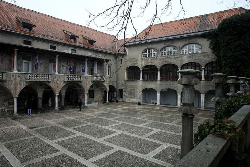 PLEČNIKOV HRAM, LJUBLJANA