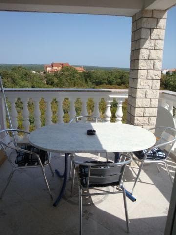 APARTMAJI VILA LISIČAK, VODNJAN