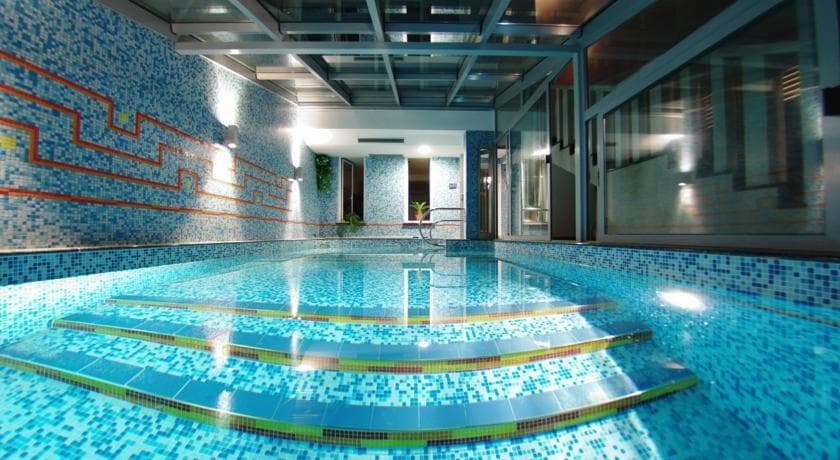 HOTEL SUNCE, PODSTRANA, SPLIT