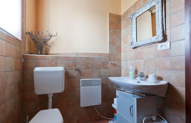 SOBE IN APARTMA VERDERBER, DOBROVO V BRDIH