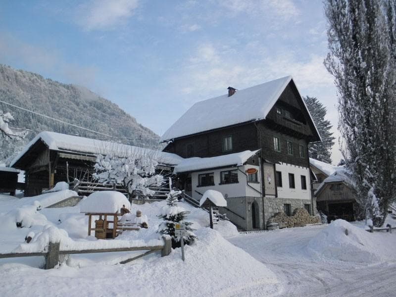 GOSTILNA RUPA, SREDNJA VAS V BOHINJU