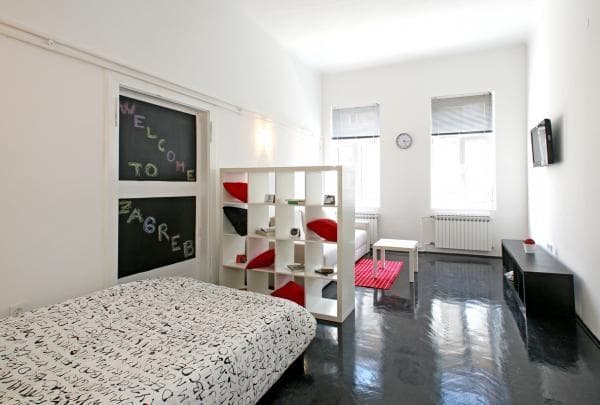 APARTMAJI CENTER NIKO, ZAGREB
