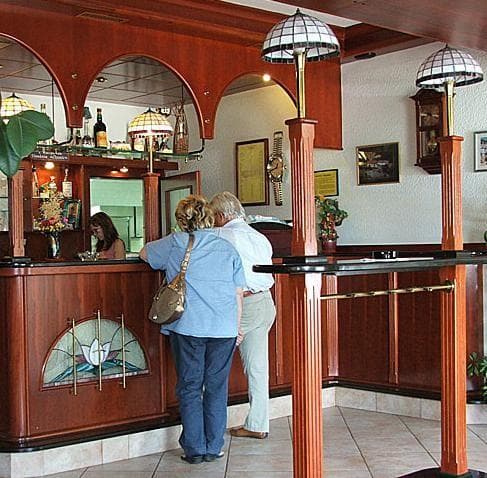 MOTEL TRST-REKA, SOBE, RESTAVRACIJA FINIDA, OBROV