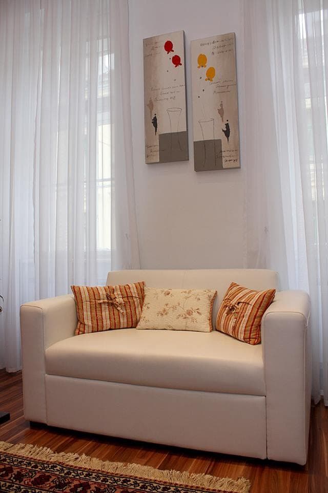 APARTMAJI CEBALO, ZAGREB