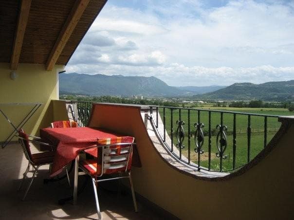 AVTO KAMP AJDOVŠČINA APARTMAJI PIKNIK  PROSTOR