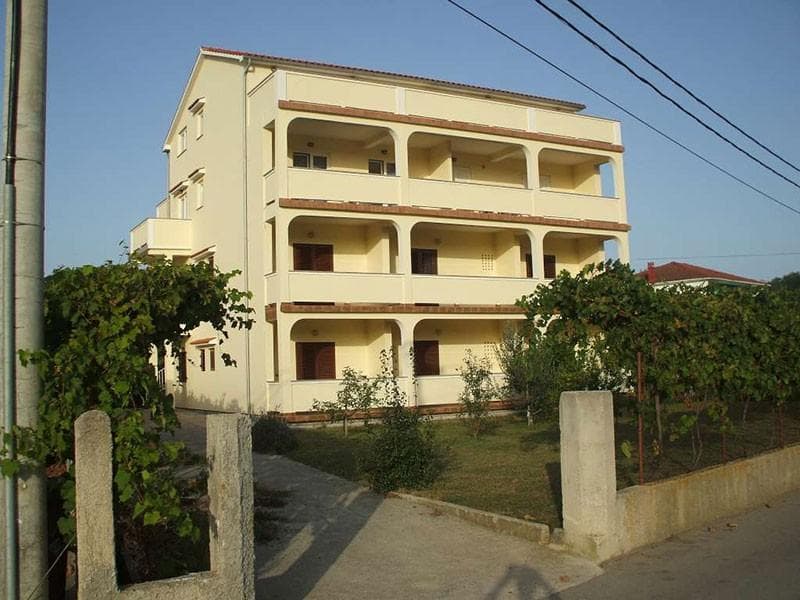 APARTMAJI PIČULJAN, LOPAR, RAB