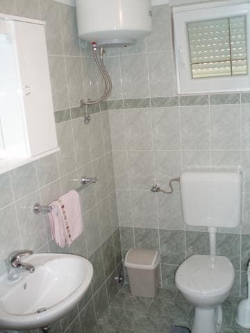 APARTMAJI MERI, RAB, BANJOL