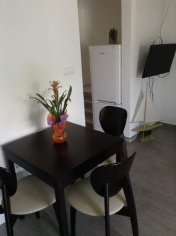APARTMAJI KATICA, RAB