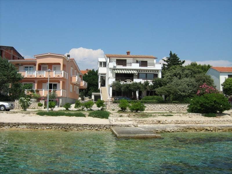 VILLA HERCEG, MANDRE, PAG
