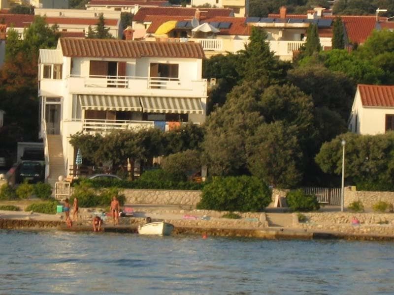 VILLA HERCEG, MANDRE, PAG