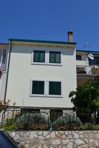 APARTMAJI LAVANDA, PULA