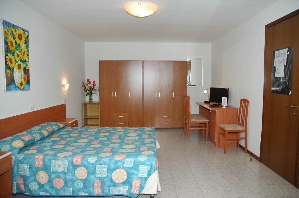 HOTEL ADRIA, LIGNANO SABBIADORO