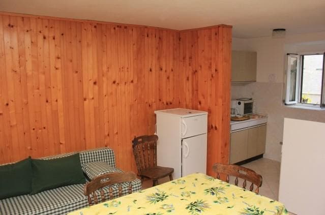 HOUSE ROVENSKA 46, VELIKI LOŠINJ