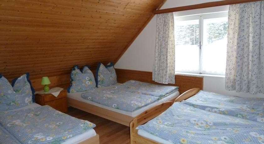 PRENOČIŠČA BRUCKER, SCHÖNBERG-LACHTAL