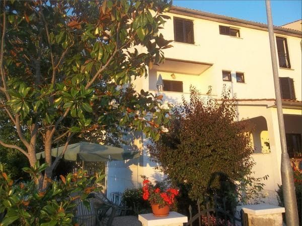 APARTMAJI MAGNOLIJA, FUNTANA