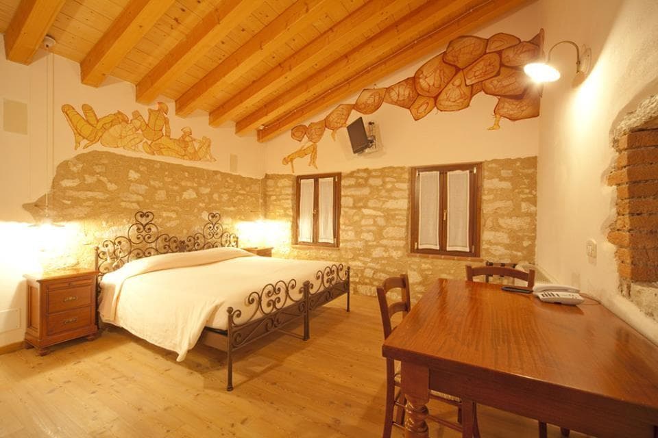 TURISTIČNA KMETIJA CORTE VERZÈ, CAZZANO DI TREMIGNA