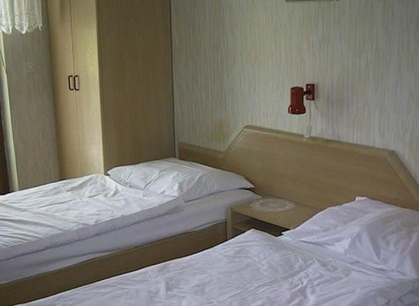 GOSTILNA IN PRENOČIŠČA POHLE, BRESTANICA