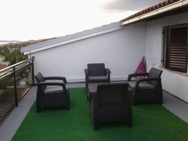 APARTMAJI MALNAR, SELCE