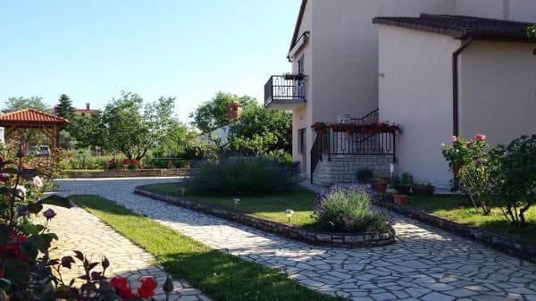 APARTMAJI NIKOLIĆ, FAŽANA