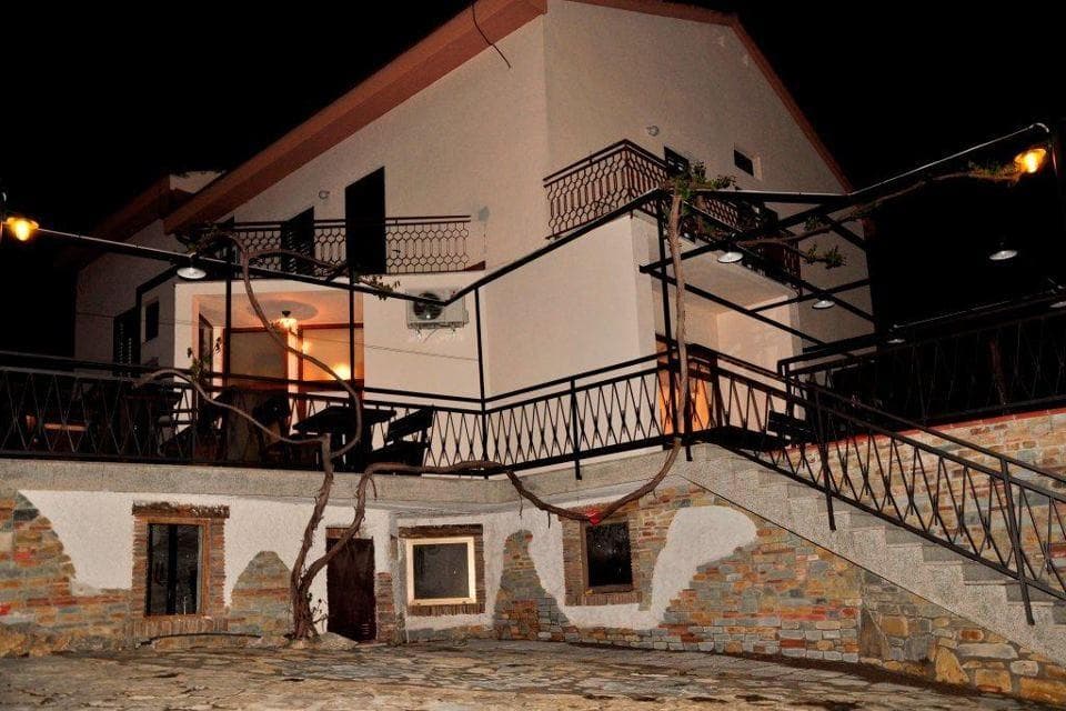 PIZZERIJA POD PERGOLO, DEKANI KOPER