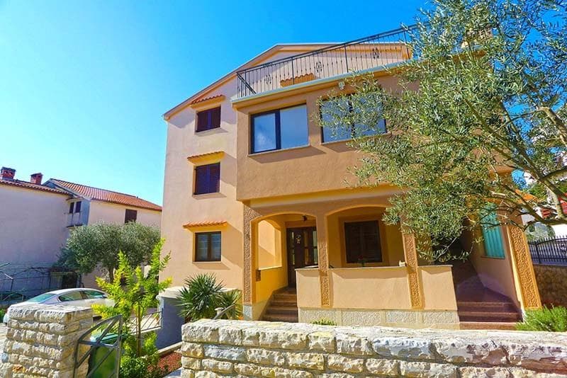 APARTMAJI NIVES, ZADAR